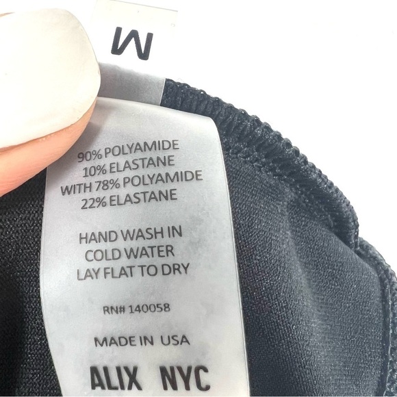 Alix NYC Leona Cold-shoulder Stretch jersey Thong Bodysuit in black size M - Picture 9 of 9